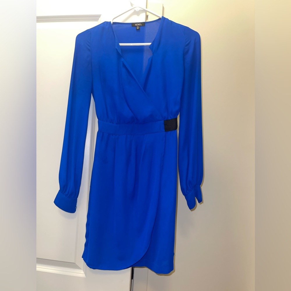 Blue long sleeve mini dress
